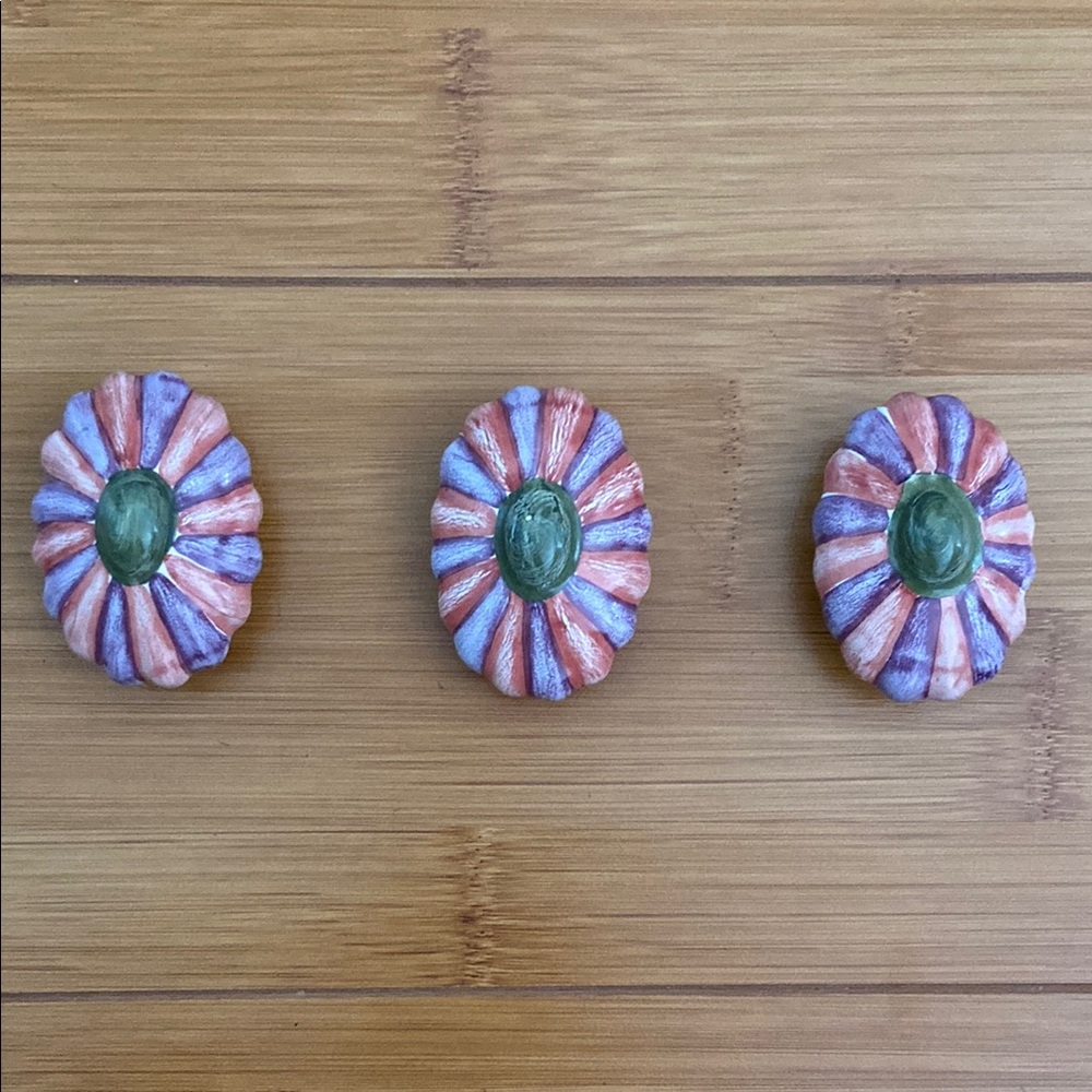 MacKenzie-Childs Ceramic Knobs Set Of 3 Floral Green Purple Orange Vintage - Picture 4 of 17